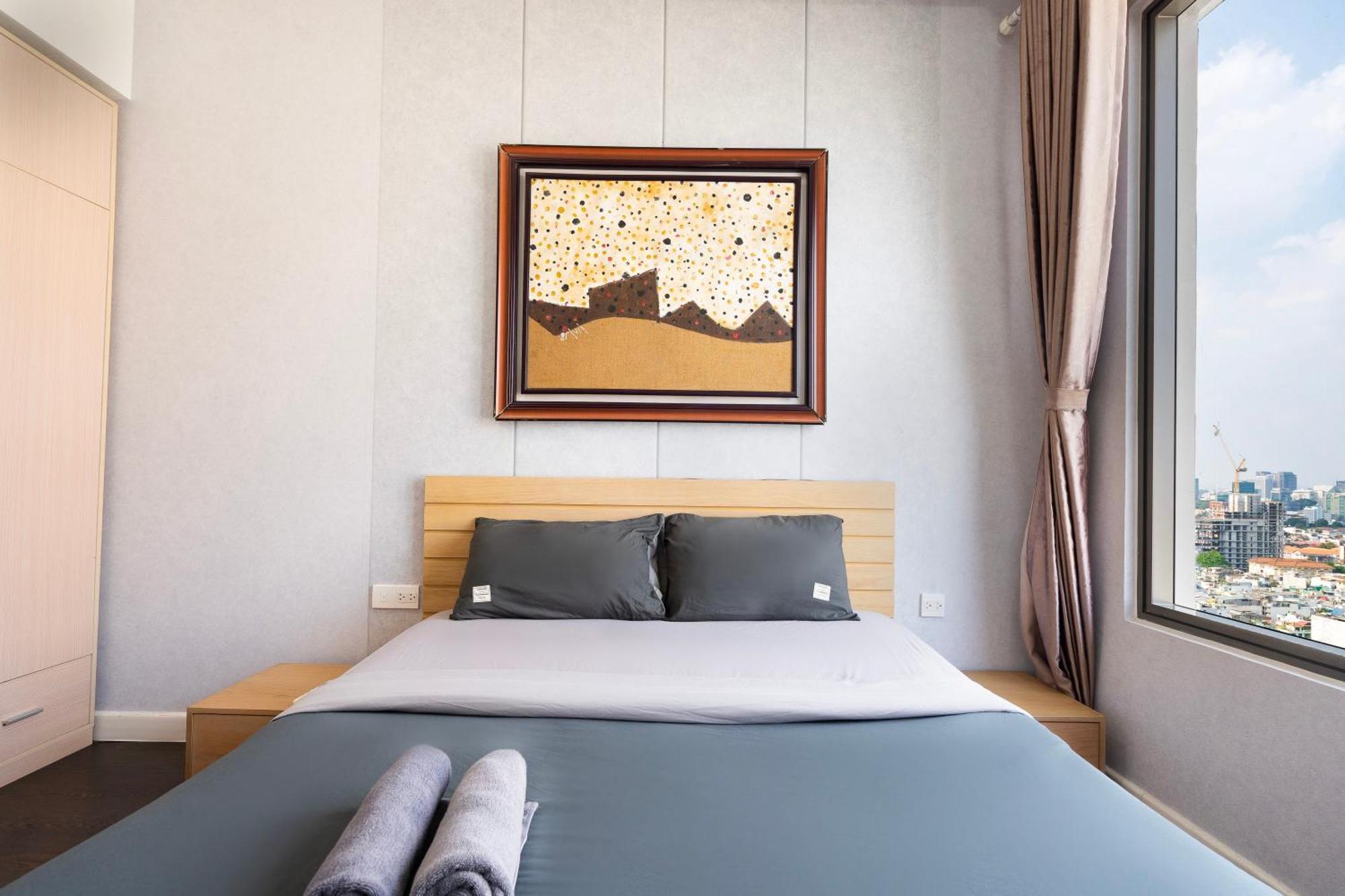 Stay With Me Saigon Apartment - Rivergate Residence Bandar Ho Chi Minh Luaran gambar