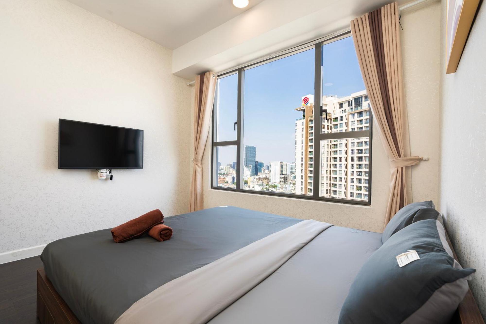 Stay With Me Saigon Apartment - Rivergate Residence Bandar Ho Chi Minh Luaran gambar